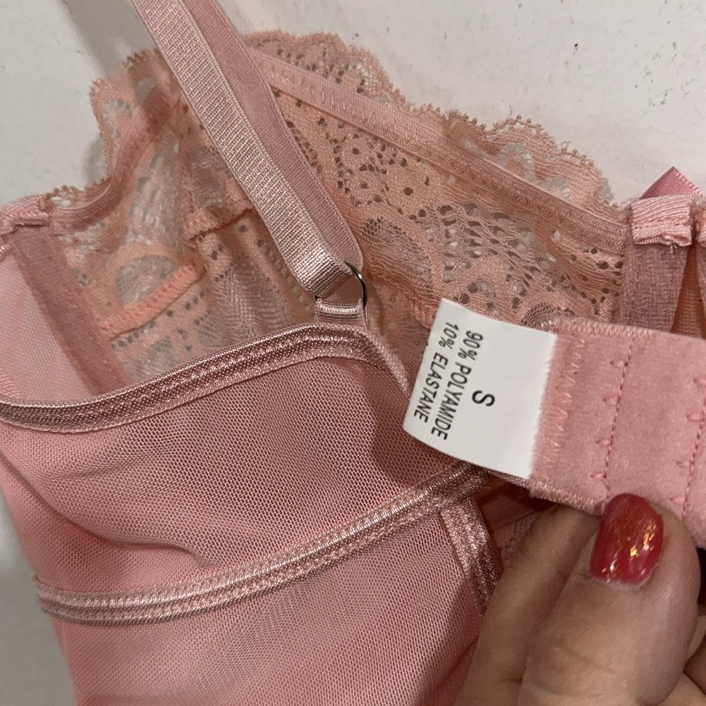 Pink lingerie lace garter straps NeW small - Picture 7 of 7